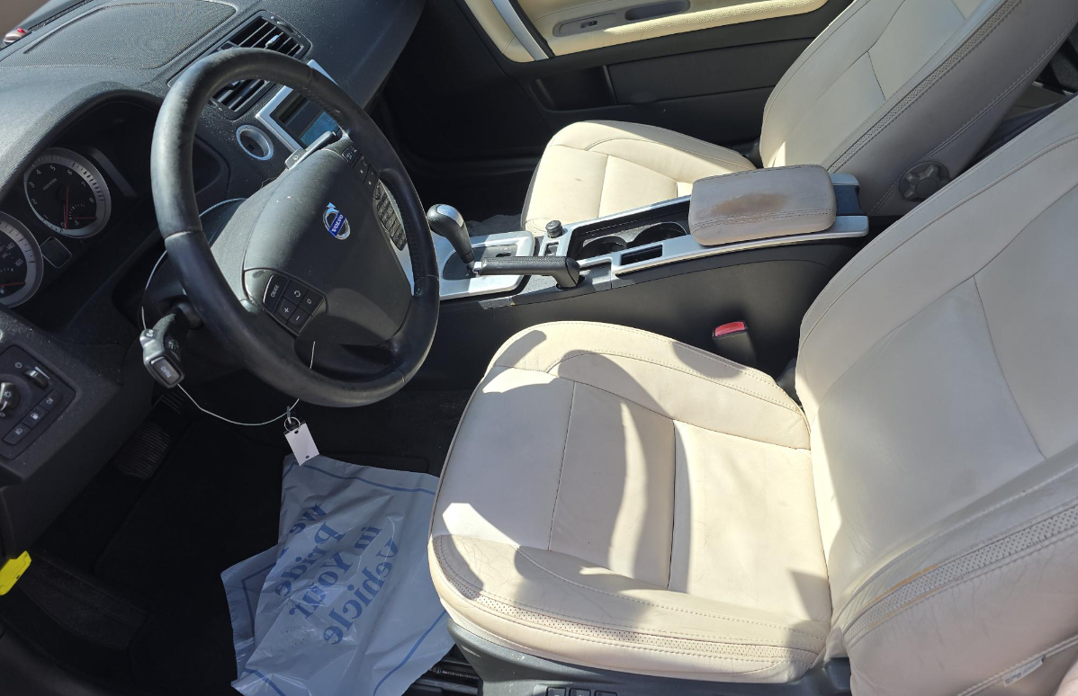 2012 Volvo C70 T5 photo 7
