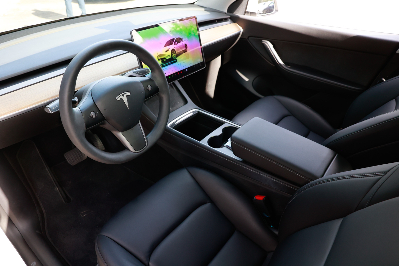 2022 Tesla Model Y photo 4