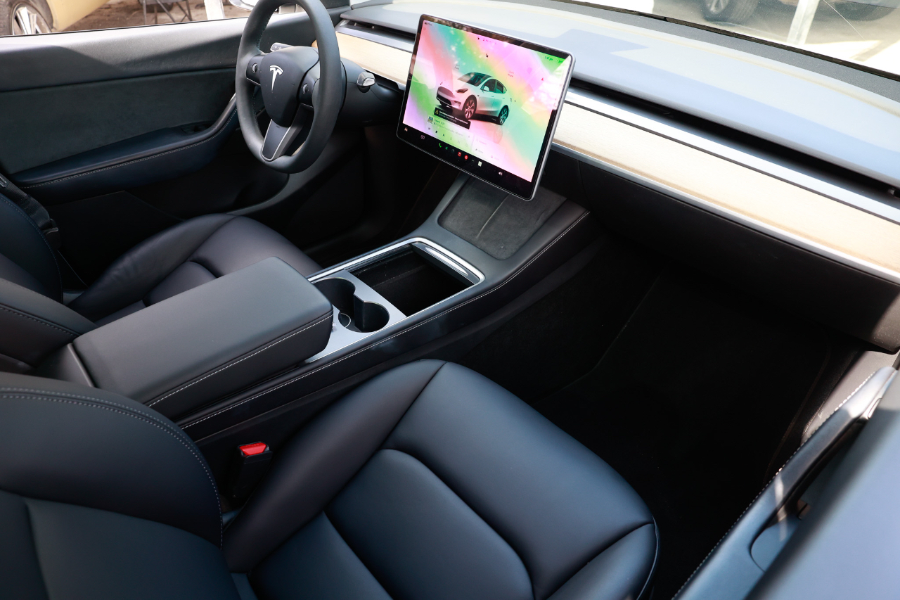 2022 Tesla Model Y photo 17