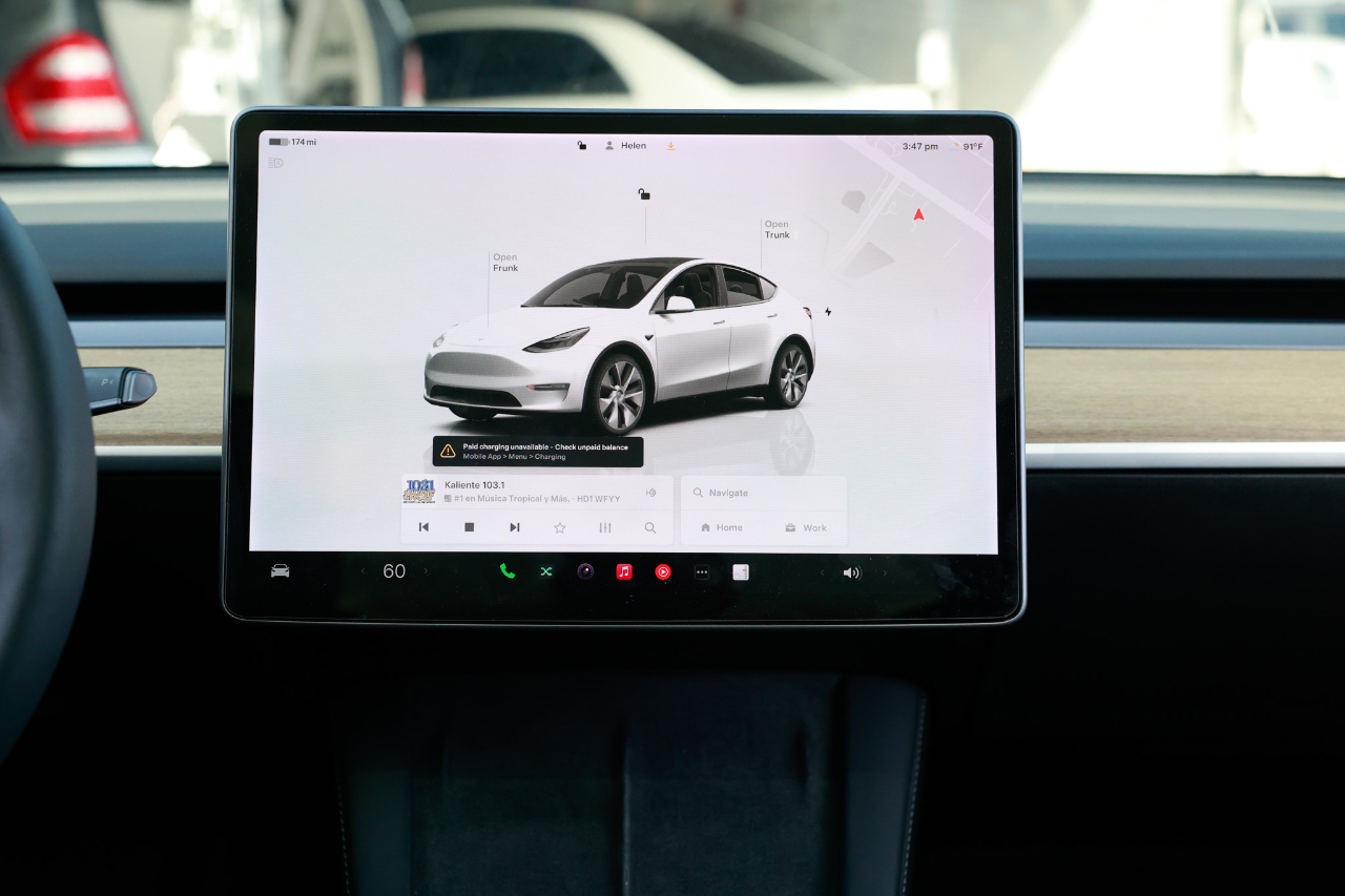 2022 Tesla Model Y photo 32