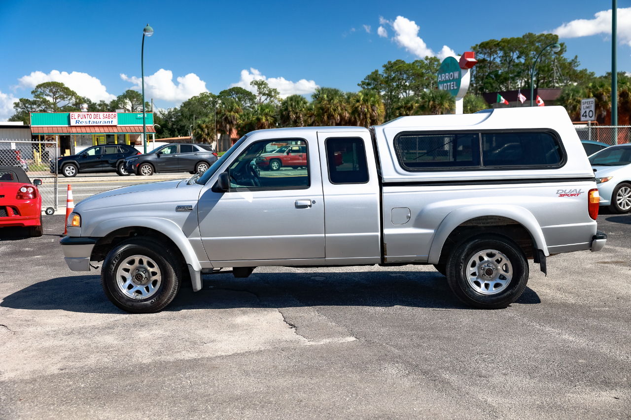 2004 Mazda B-Series Dual Sport Cab Plus photo 3