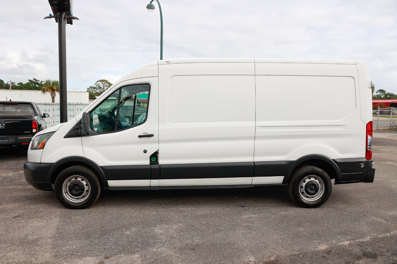 2015 Ford Transit Cargo Van photo 3
