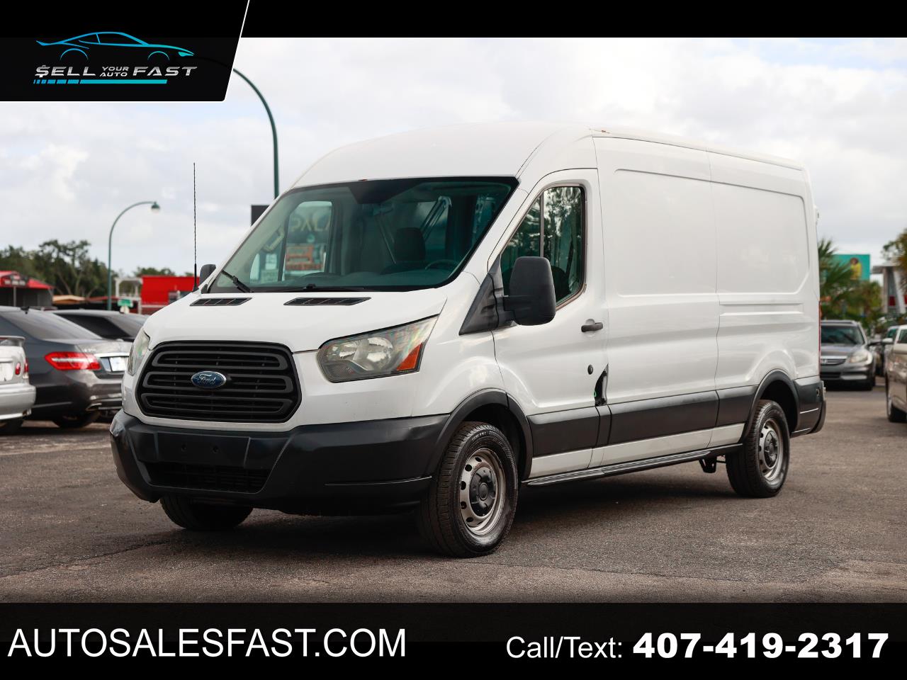 2015 Ford Transit Base's photo