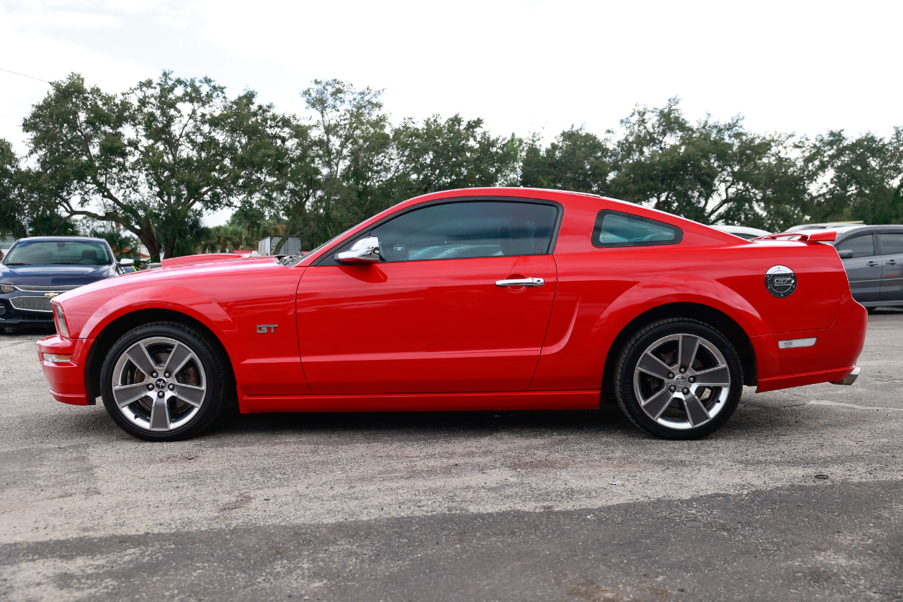 2008 Ford Mustang GT photo 2