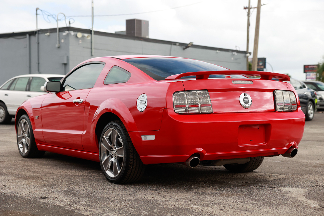 2008 Ford Mustang GT photo 4