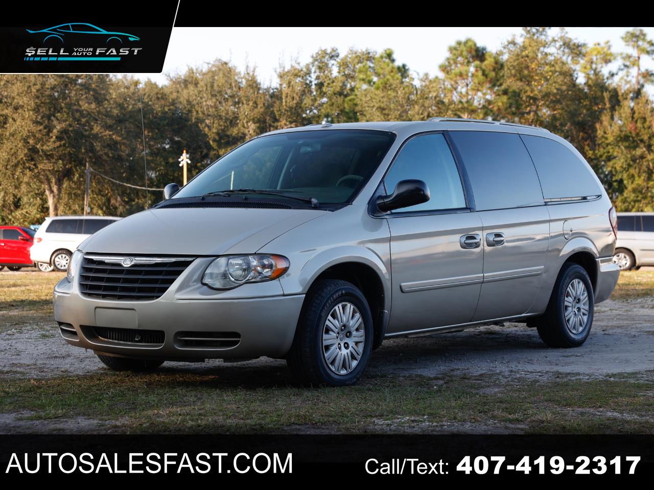 2006 Chrysler Town & Country LX