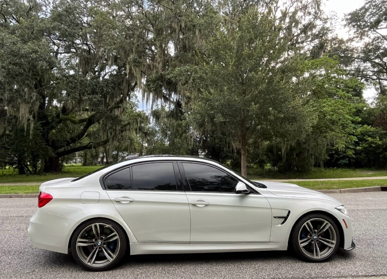 BMW M3  2016 BMW M3  2016