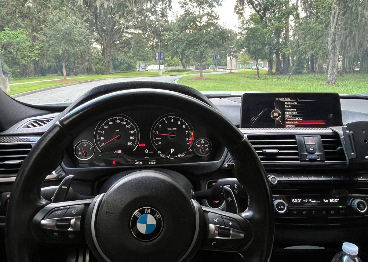 BMW M3  2016 BMW M3  2016