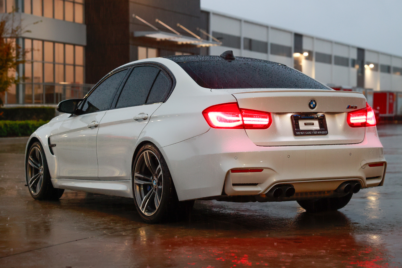 BMW M3  2016 BMW M3  2016