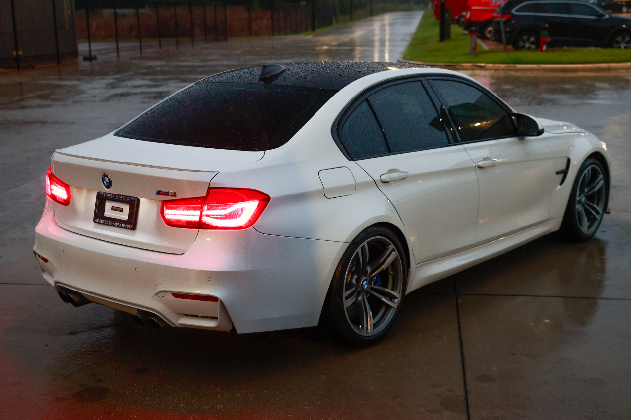 BMW M3  2016 BMW M3  2016