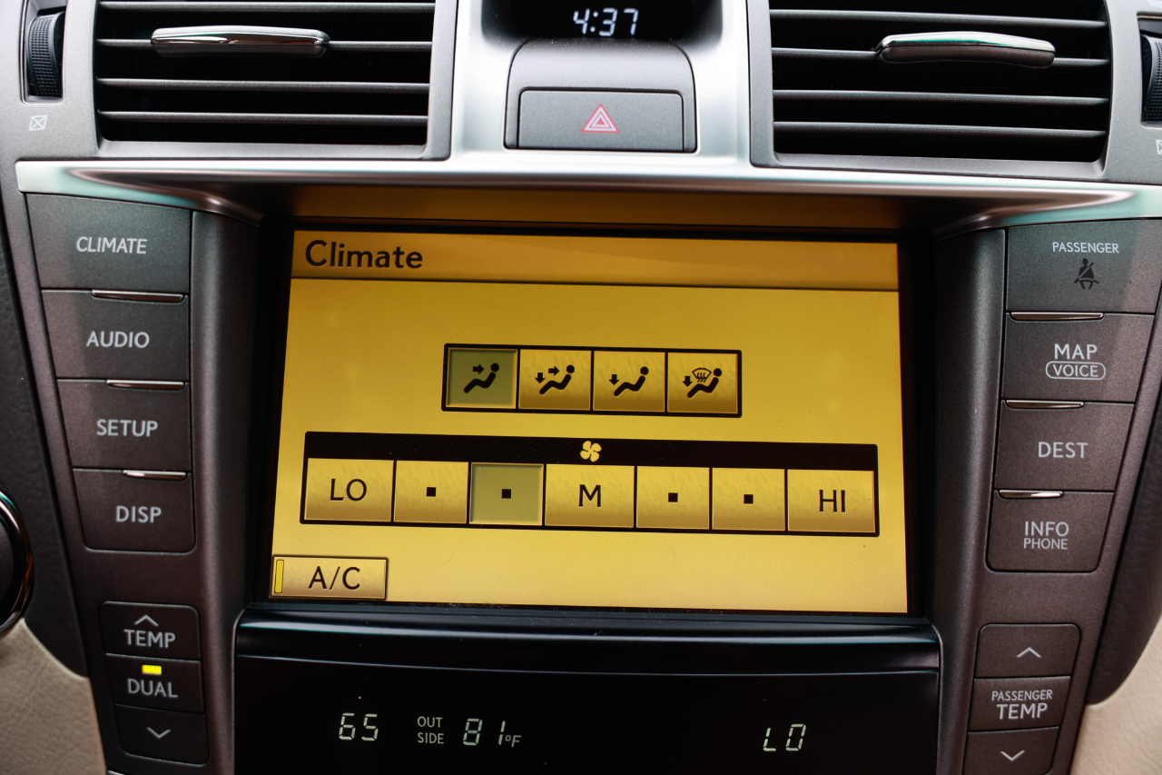 Lexus LS 460  2010 Lexus LS 460  2010