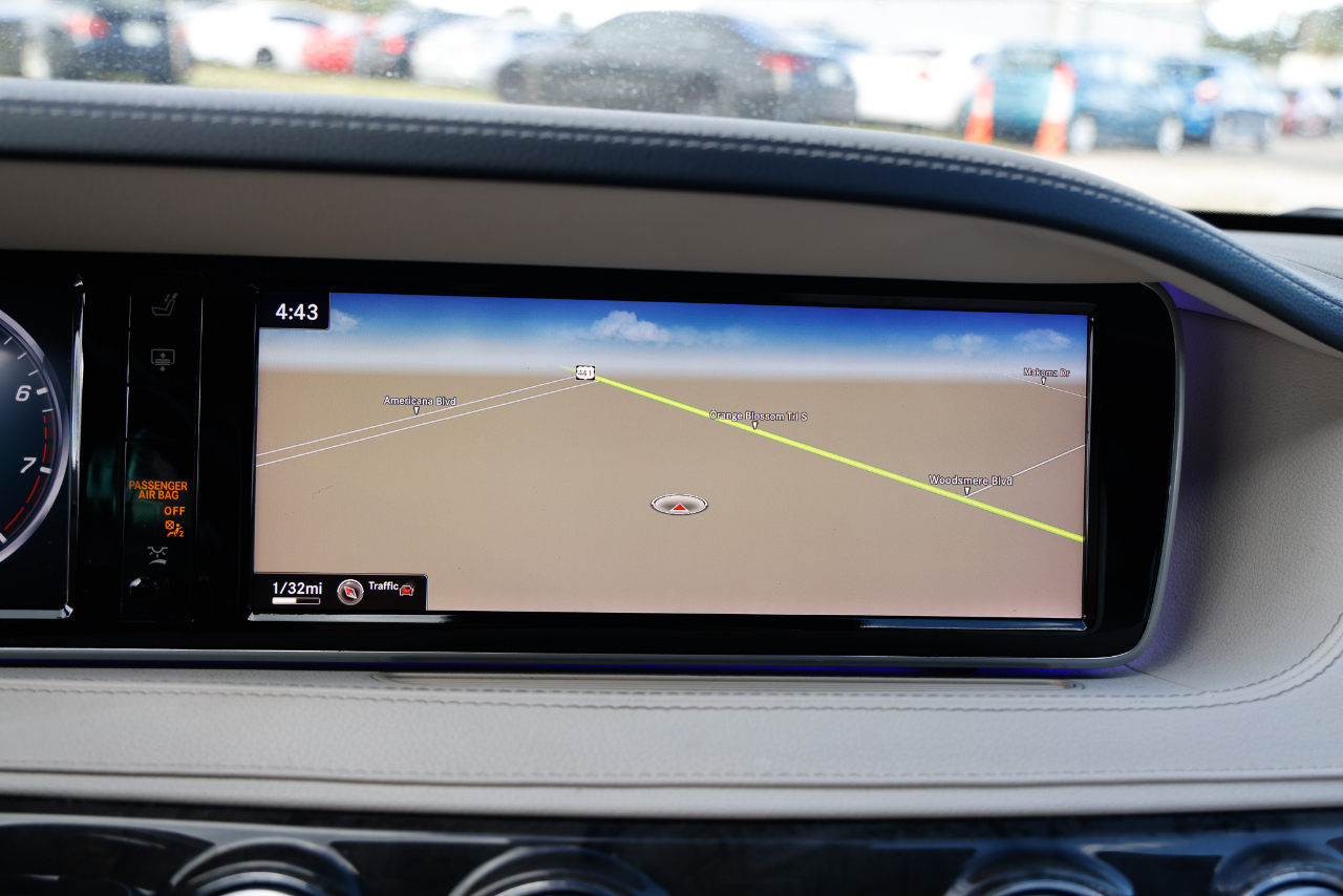 Mercedes-Benz S-Class S550 2015 Mercedes-Benz S-Class S550 2015