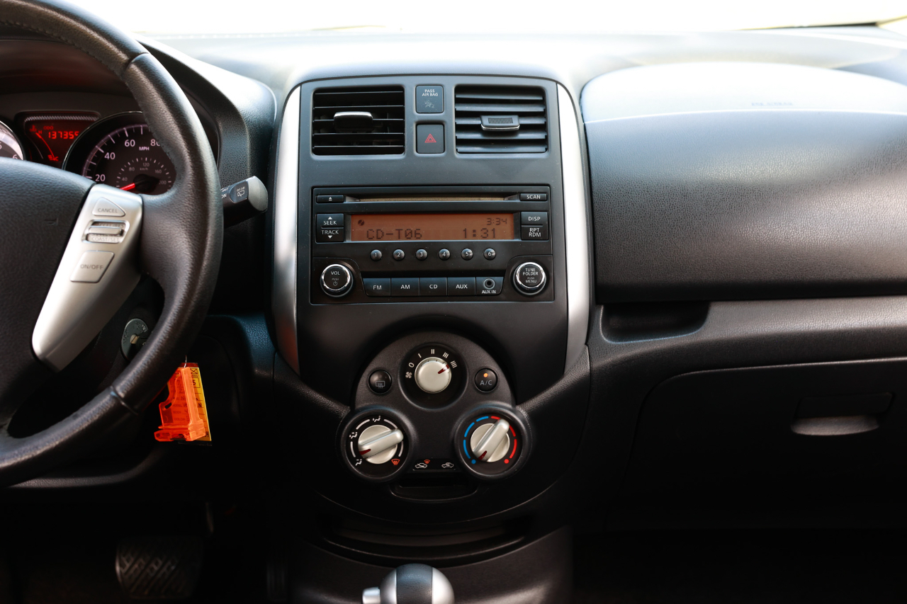 Nissan Versa Note S 2014 Nissan Versa Note S 2014