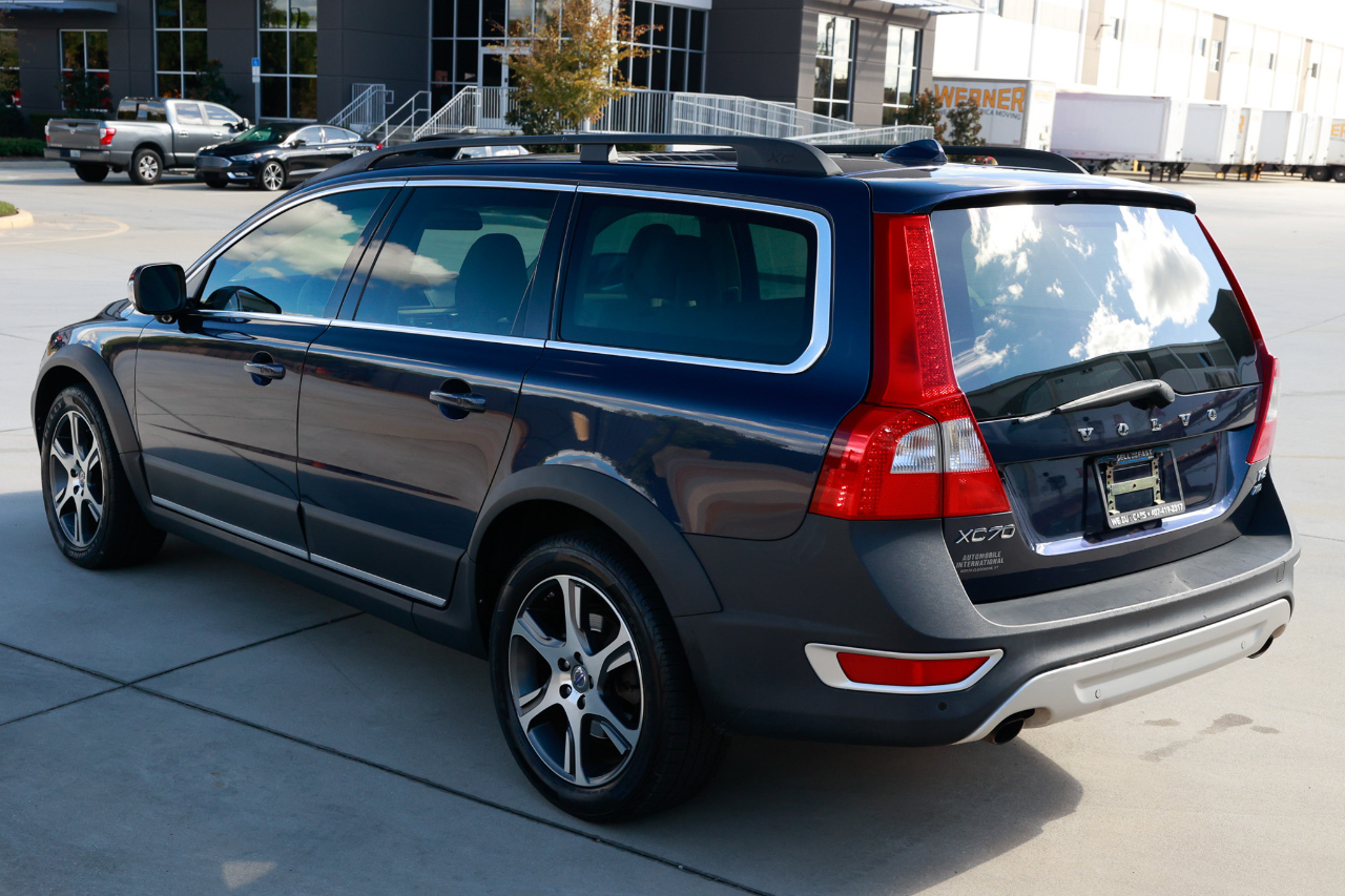 Volvo XC70  2013 Volvo XC70  2013