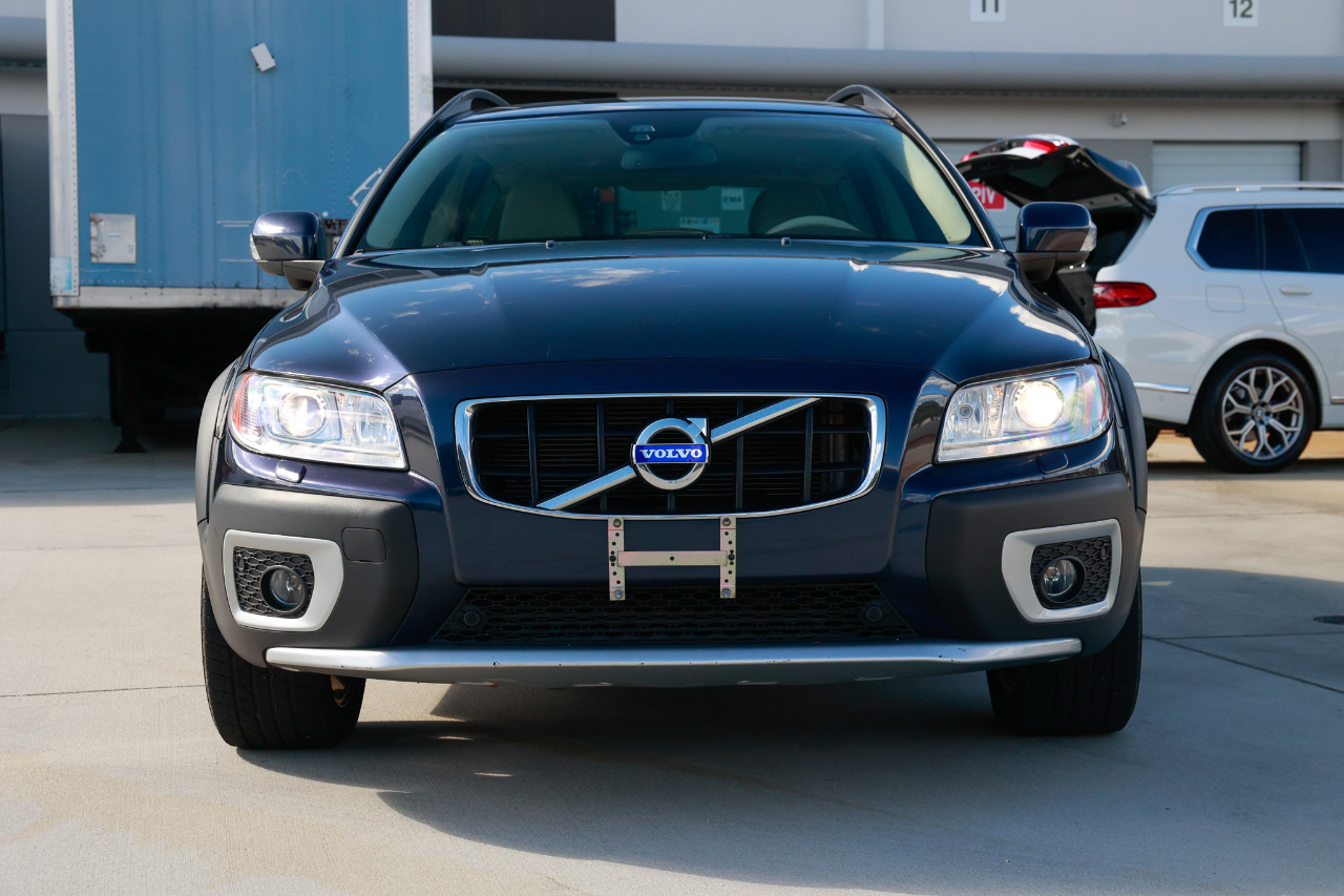 Volvo XC70  2013 Volvo XC70  2013