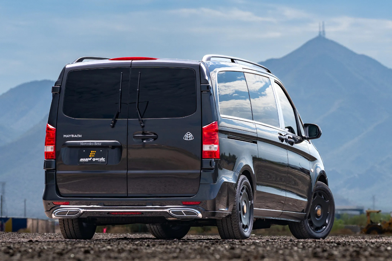 Mercedes-Benz Metris Passenger Van  2021 Mercedes-Benz Metris Passenger Van  2021