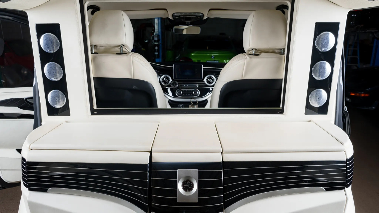 Mercedes-Benz Metris Passenger Van  2021 Mercedes-Benz Metris Passenger Van  2021