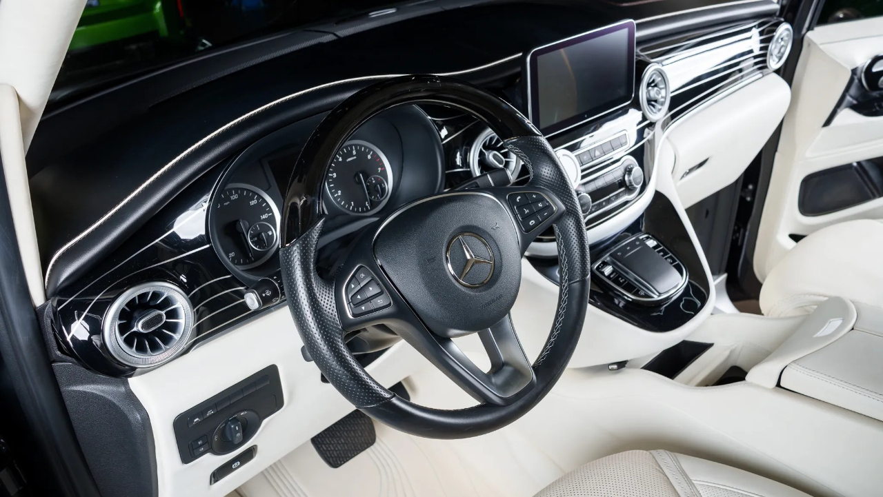 Mercedes-Benz Metris Passenger Van  2021 Mercedes-Benz Metris Passenger Van  2021