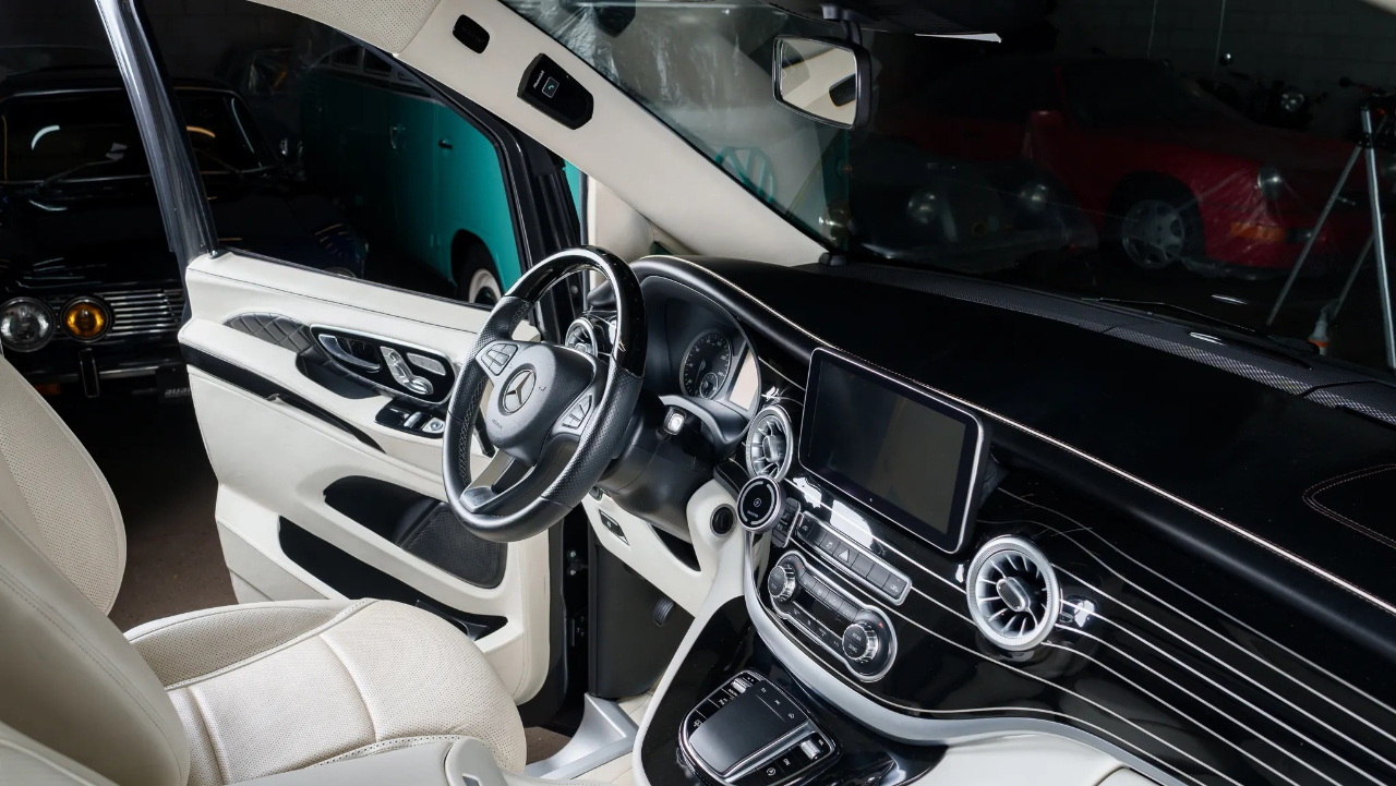 Mercedes-Benz Metris Passenger Van  2021 Mercedes-Benz Metris Passenger Van  2021