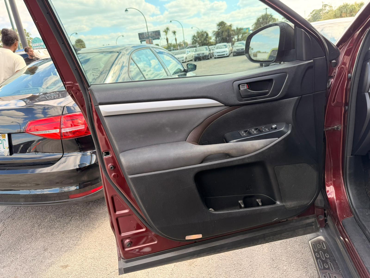 Toyota Highlander LE 2015 Toyota Highlander LE 2015