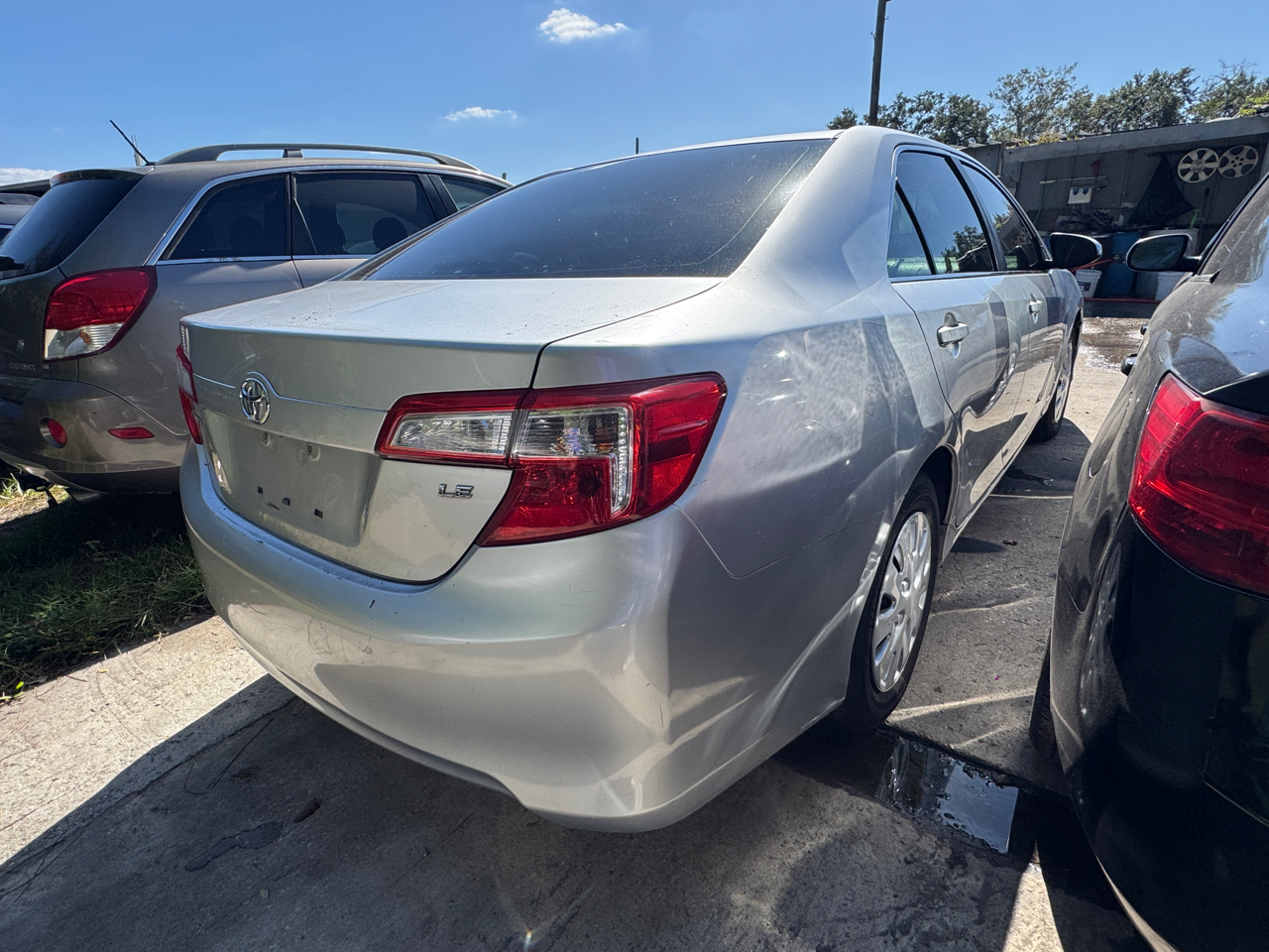 2013 Toyota Camry L photo 4