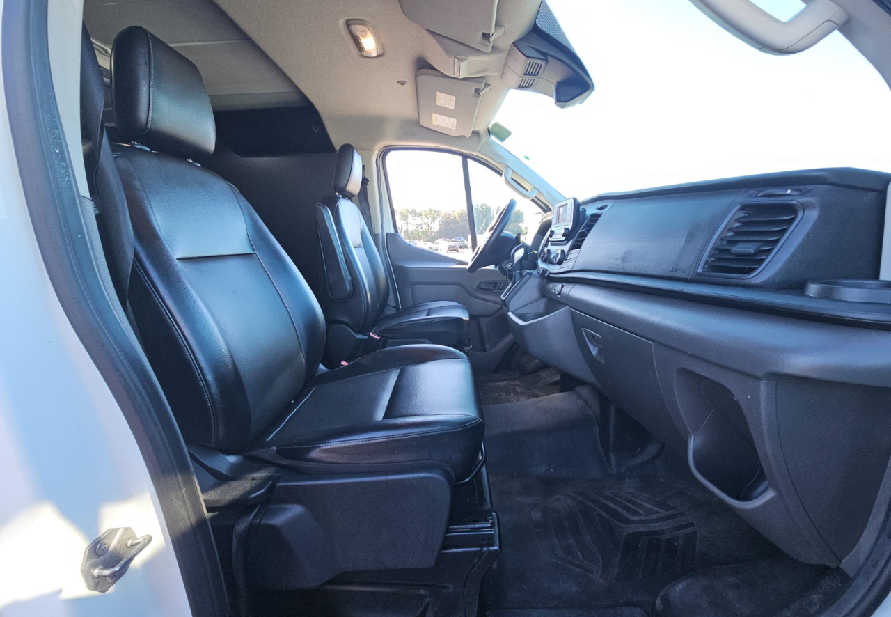 2020 Ford Transit Cargo Van photo 4