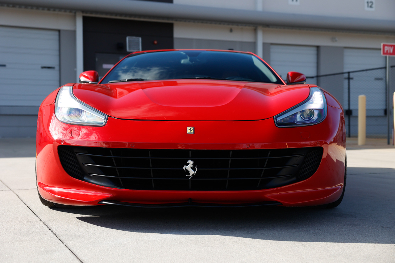 Ferrari GTC4Lusso  2019