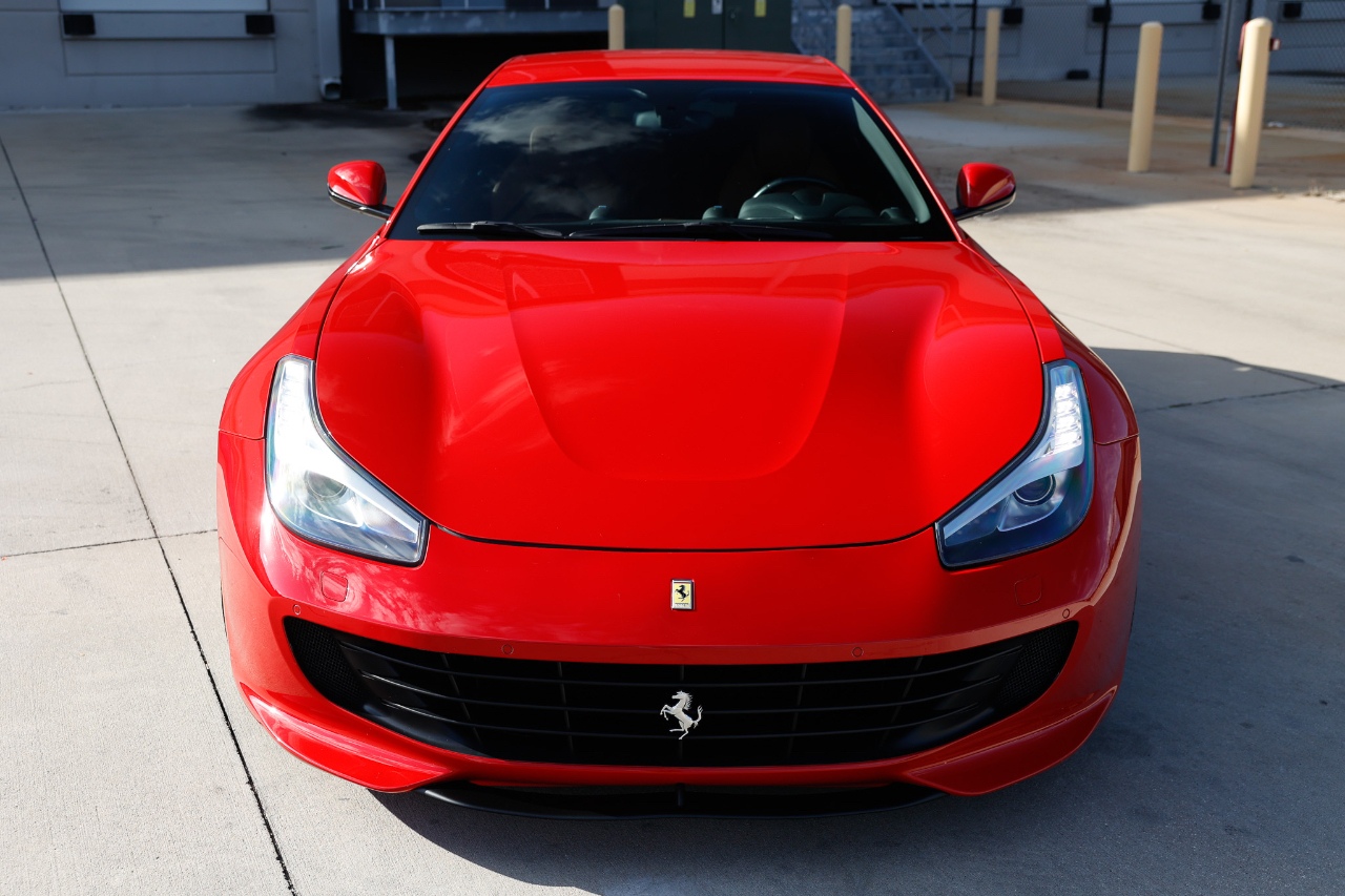 Ferrari GTC4Lusso  2019