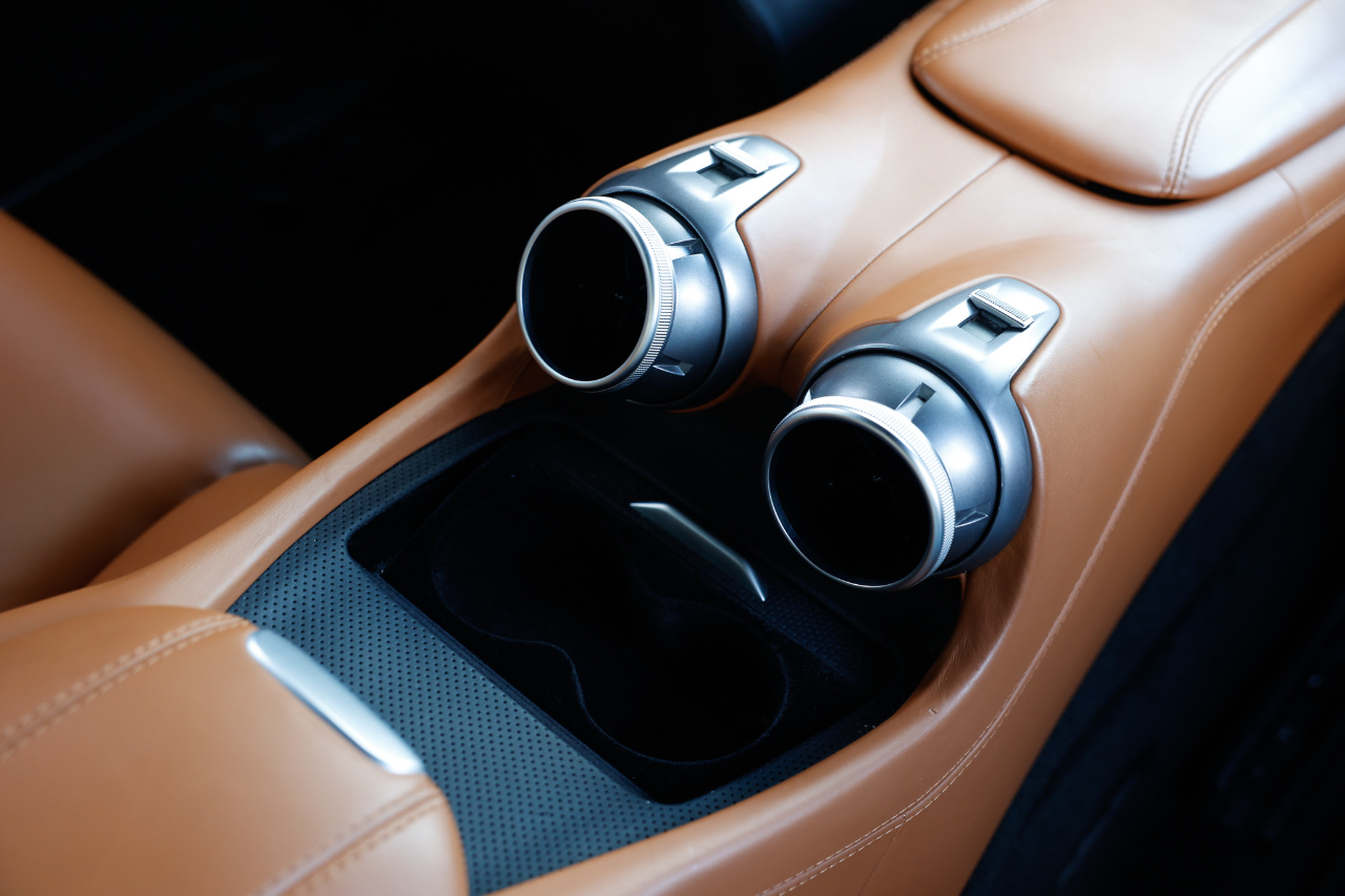 Ferrari GTC4Lusso  2019