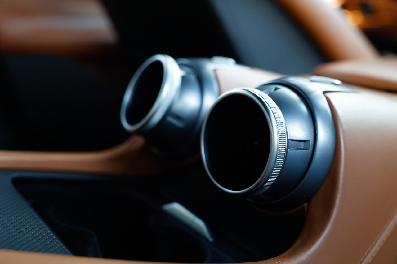 Ferrari GTC4Lusso  2019