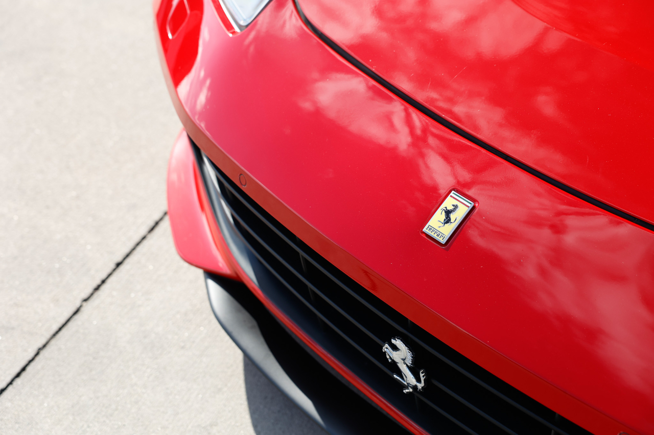 Ferrari GTC4Lusso  2019