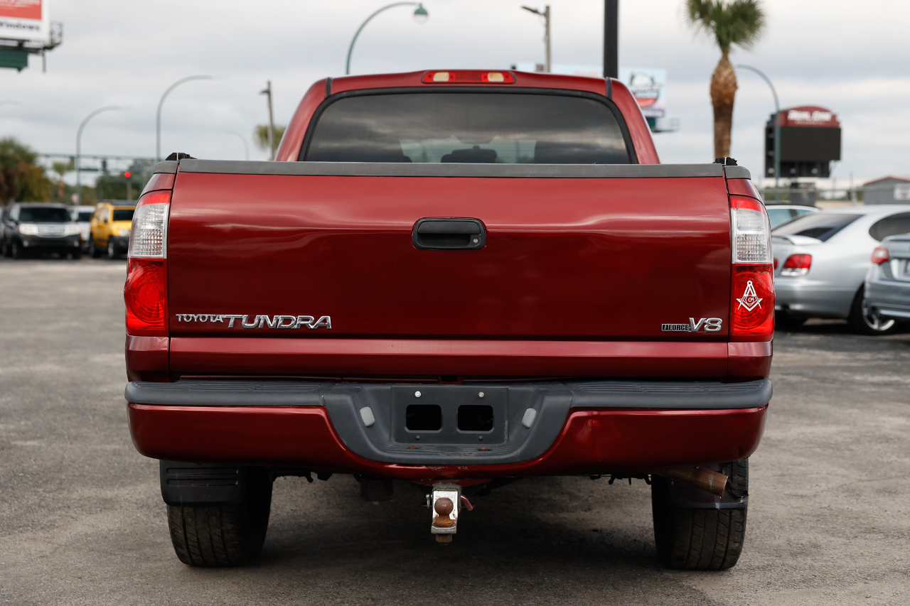 Toyota Tundra  2004