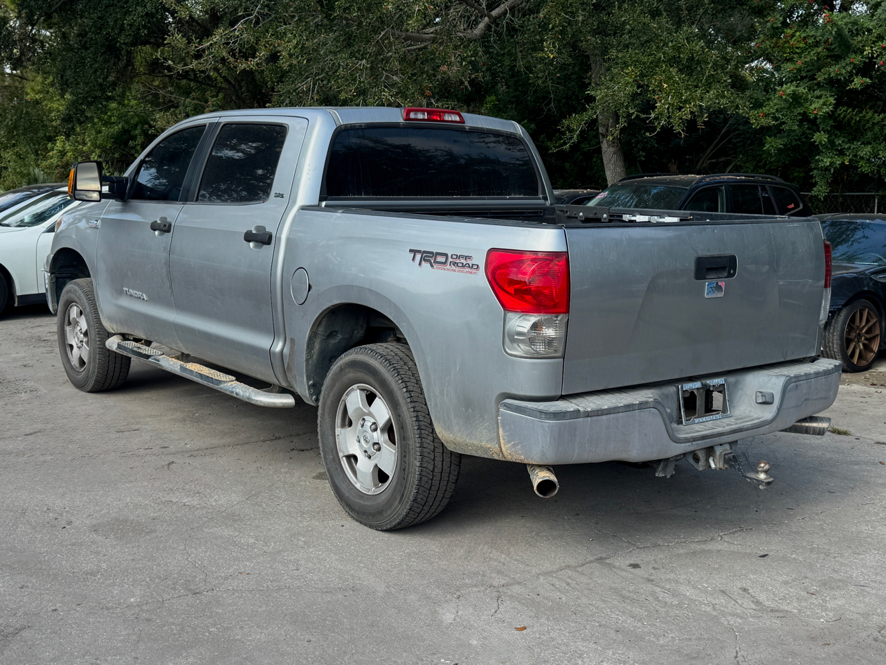 2007 Toyota Tundra CrewMax SR5 photo 2