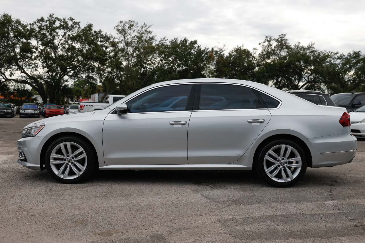 Volkswagen Passat SE 2018