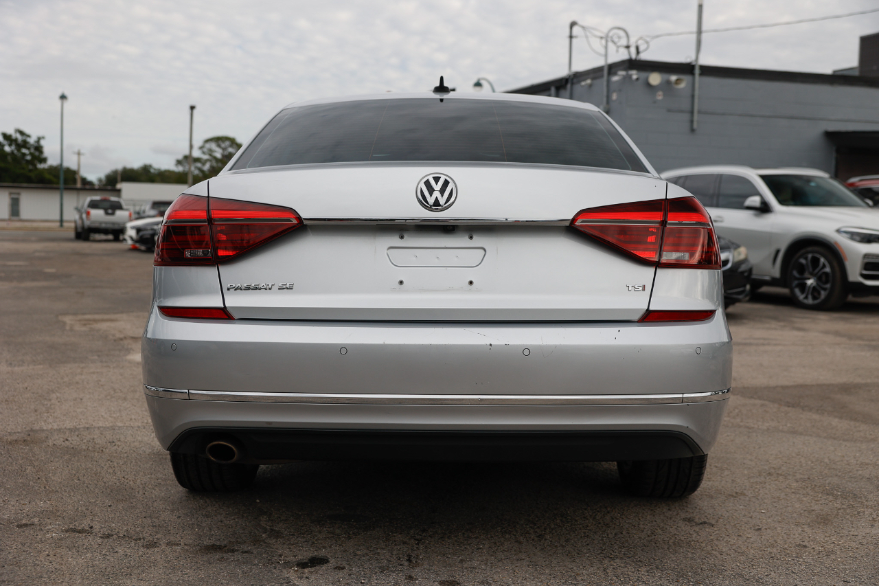 Volkswagen Passat SE 2018
