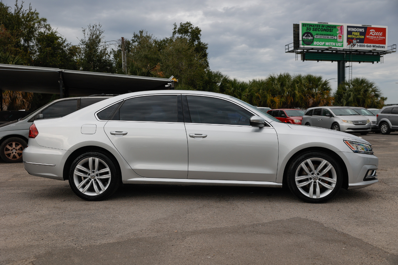 Volkswagen Passat SE 2018