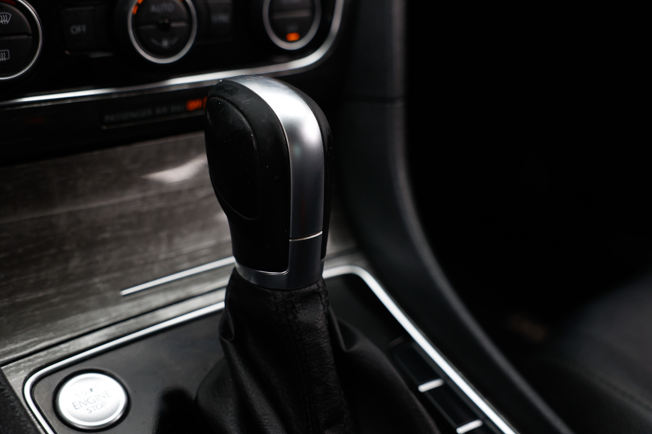 Volkswagen Passat SE 2018