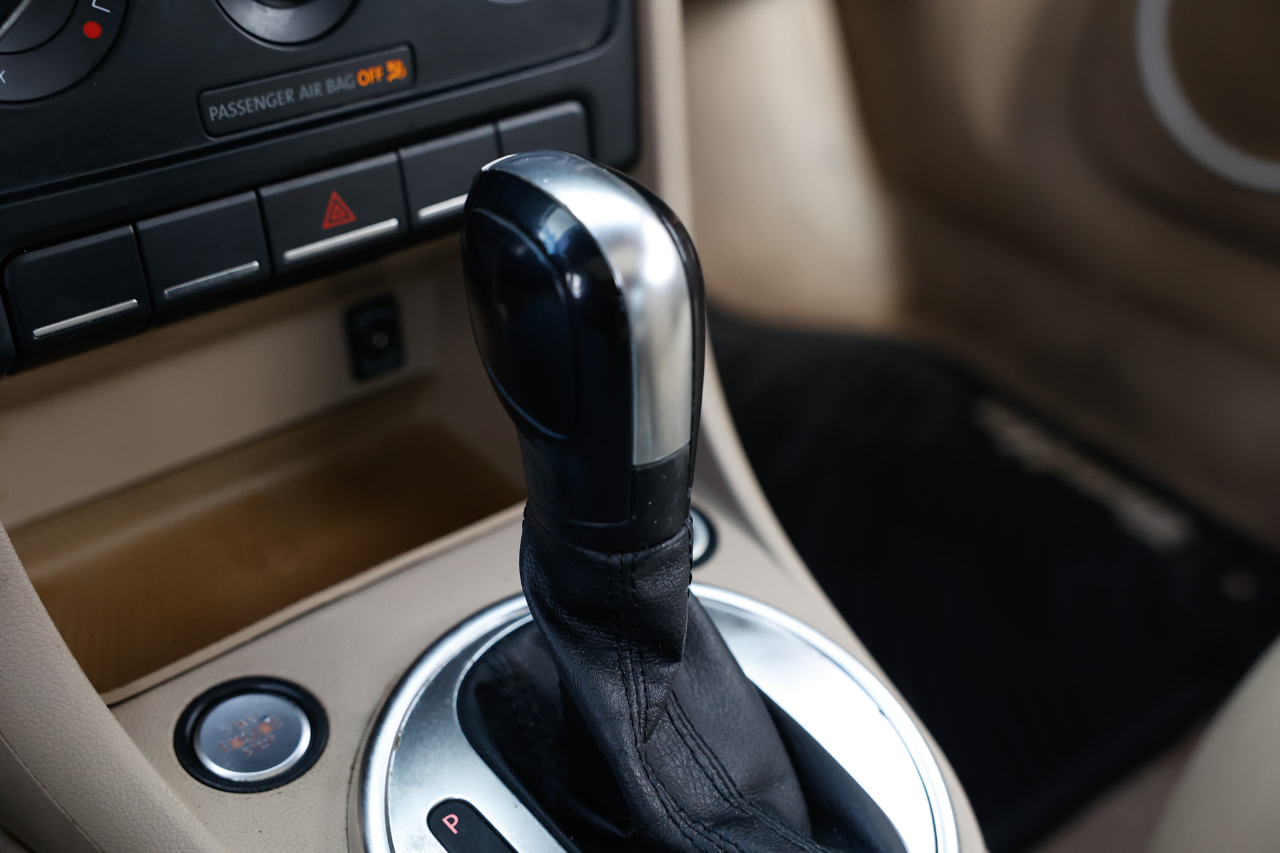 Volkswagen Beetle Coupe  2013