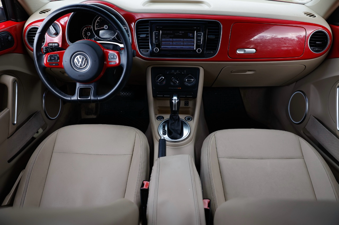 Volkswagen Beetle Coupe  2013
