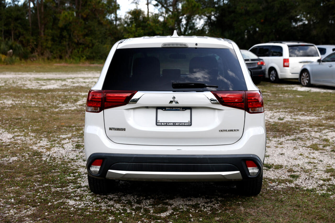 Mitsubishi Outlander  2017