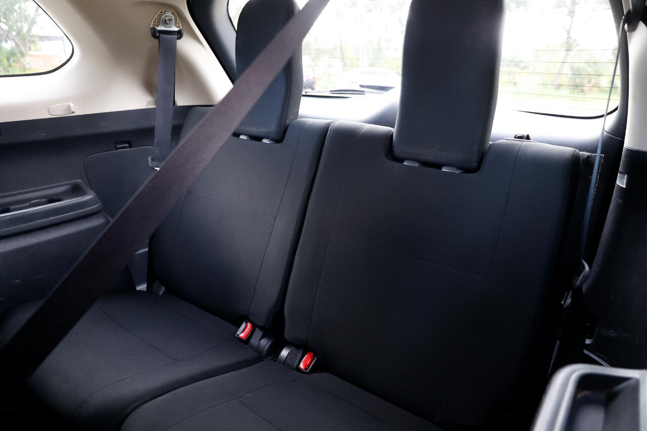 Mitsubishi Outlander  2017