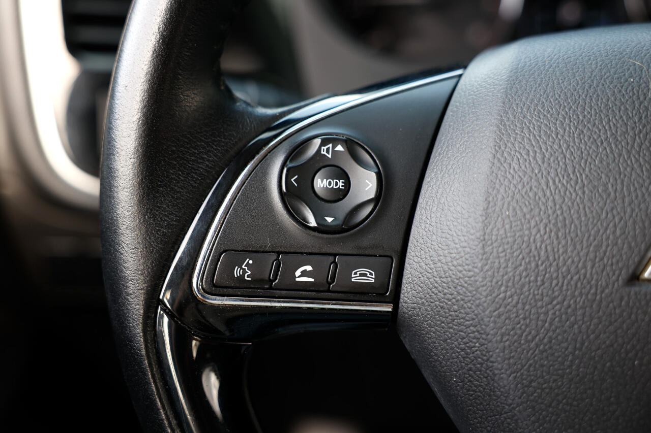 Mitsubishi Outlander  2017