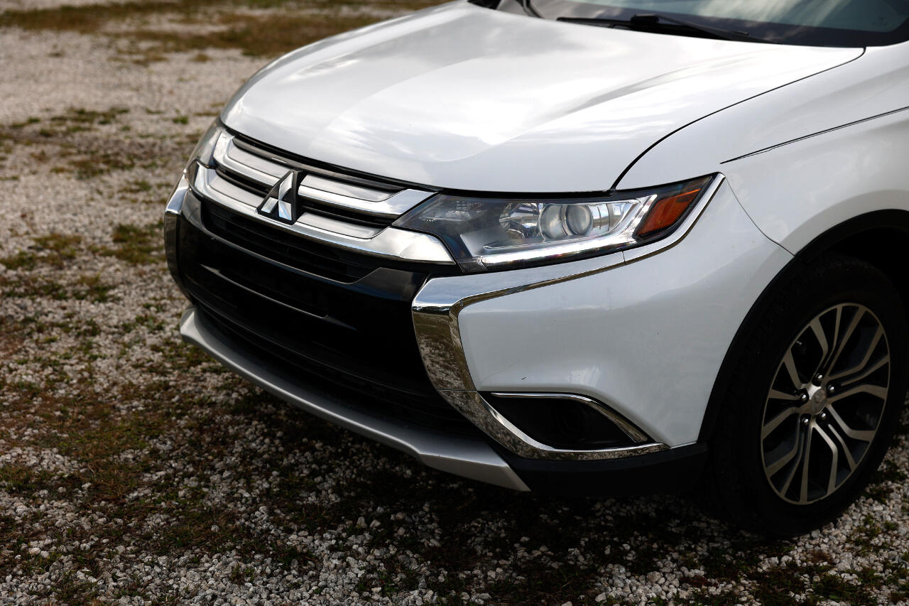 Mitsubishi Outlander  2017