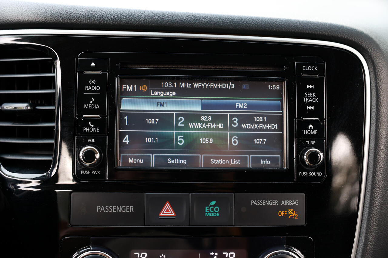 Mitsubishi Outlander  2017