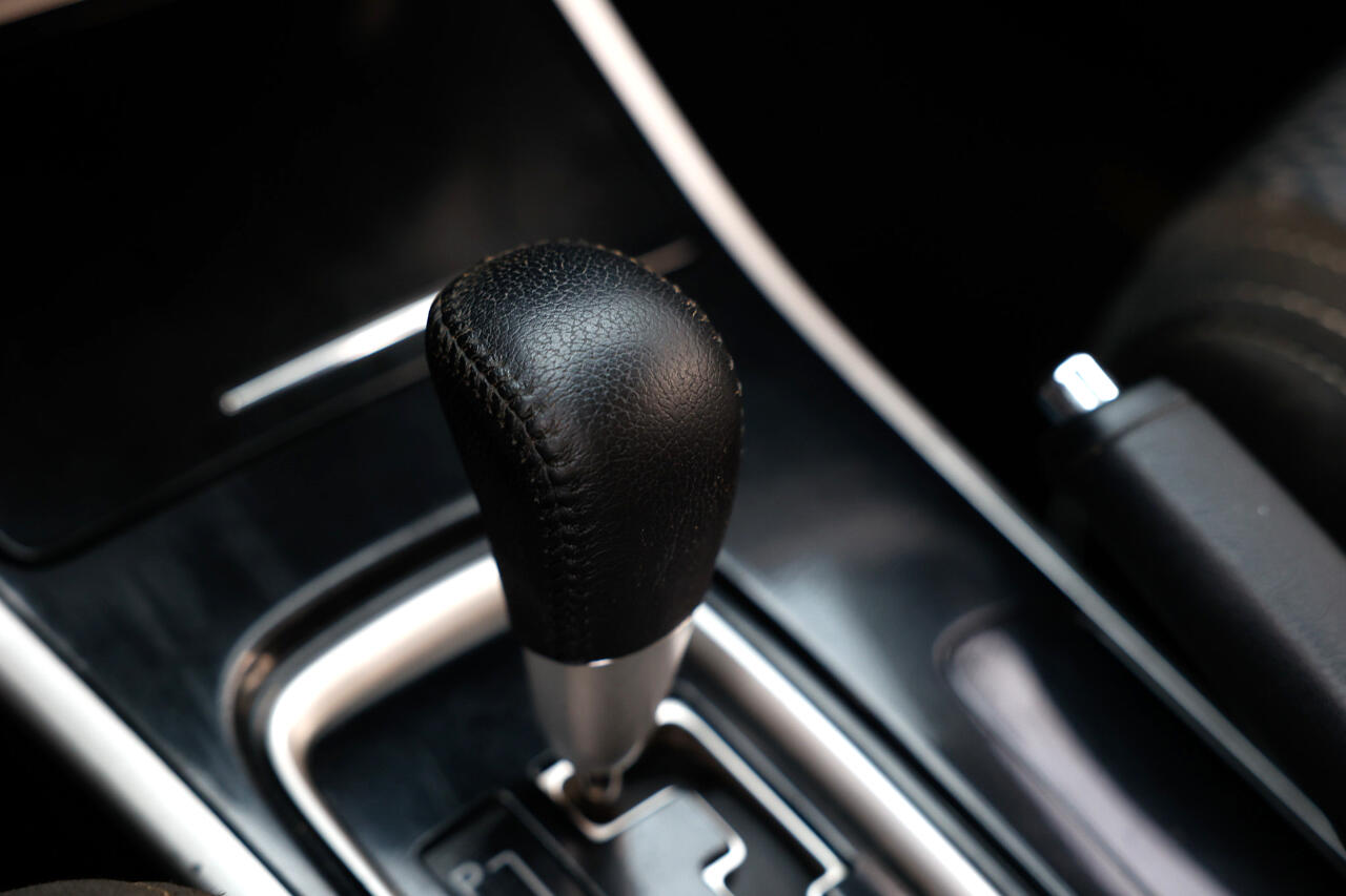 Mitsubishi Outlander  2017