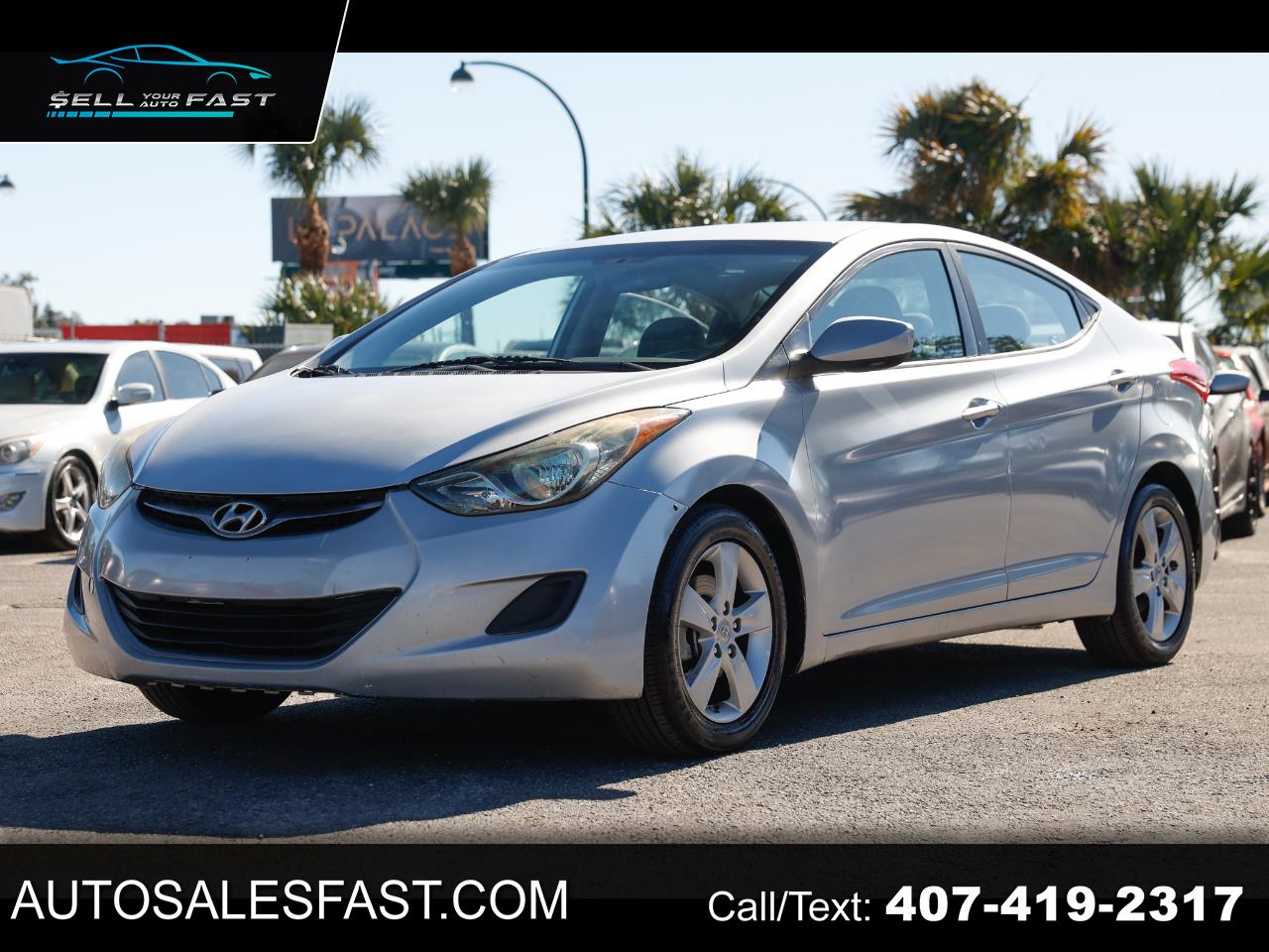 Hyundai Elantra  2013