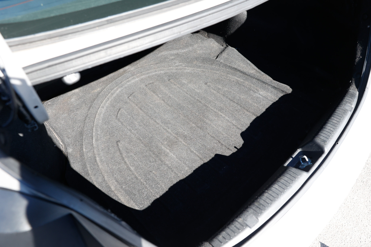 Hyundai Elantra  2013