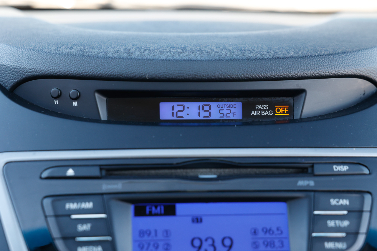 Hyundai Elantra  2013