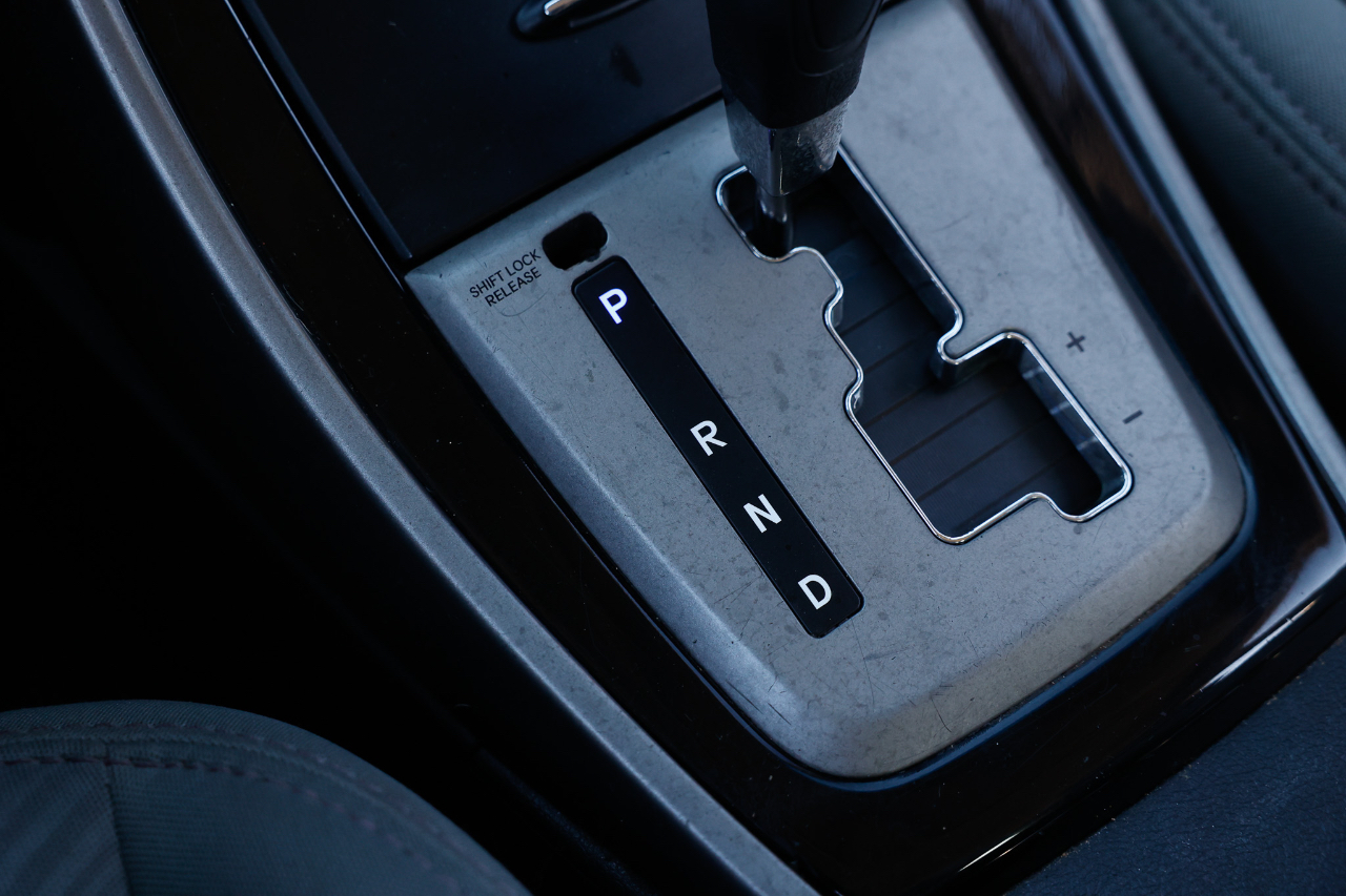 Hyundai Elantra  2013