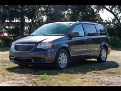 2016 Chrysler Town & Country 
